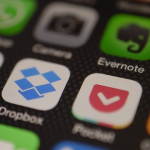 【Dropbox】iPhoneで、動作が重くなったDropboxアプリのキャッシュを削除・解放する方法